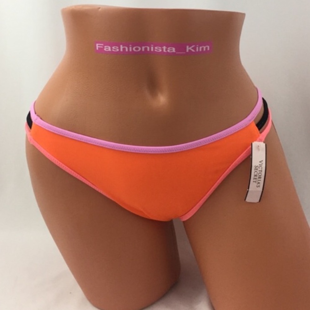 🆕😍 Victoria's Secret strappy bikini swim set - Picture 2 of 5